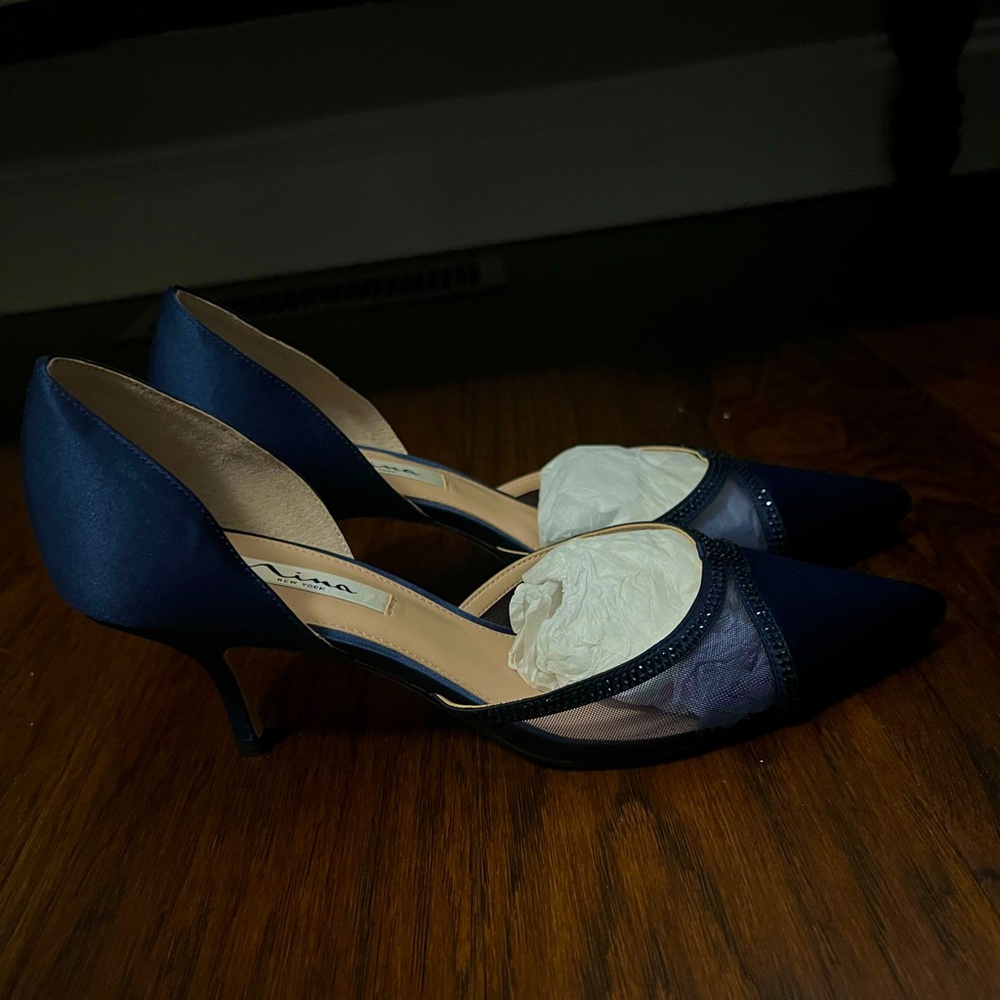 Nina Pumps